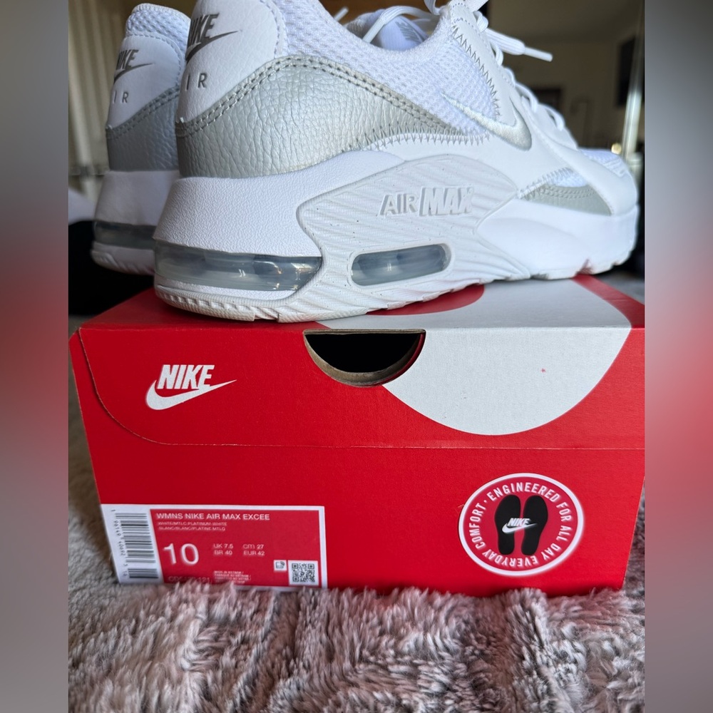 Nike Air Max Excee White and Silver Women's Athletic Shoes